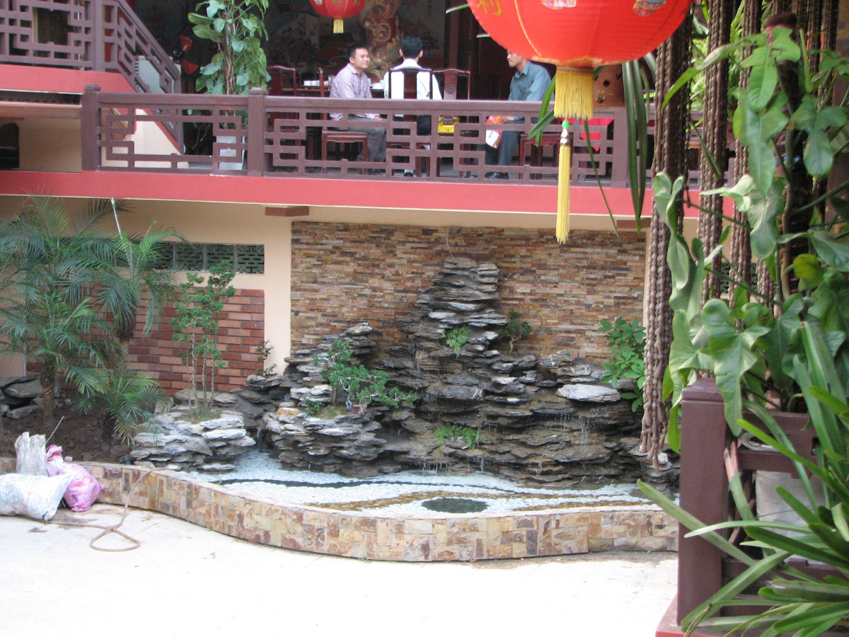 thiết kế thi công hòn non bộ không gian rộng (1)